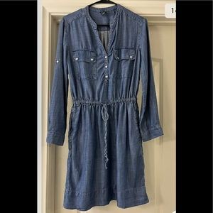 GAP WOMEN'S DENIM CHAMBRAY LONG SLEEVE BUTTON UP DRESS SIZE XS - PRE-OWNED
